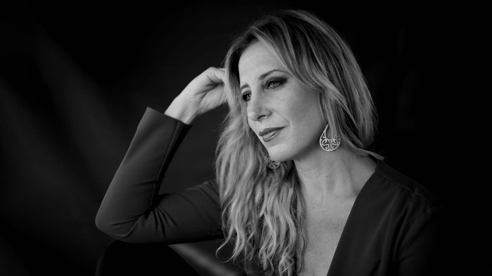 Black-and-white portrait of Ingrid Fliter